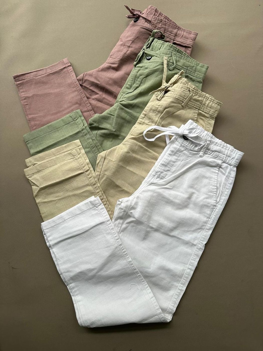 Linen trousers in four colours